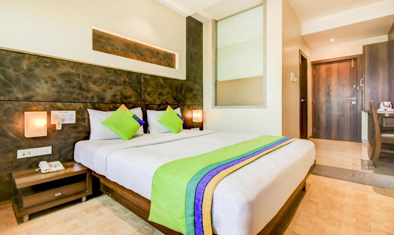 Hotel Treebo Trend Vinamra Residency Nová Bombaj Exteriér fotografie